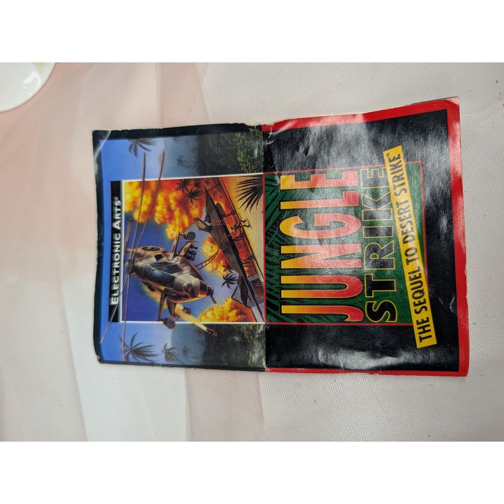 Jungle Strike Sega Genesis (1993) Complete with Case & Manual - Untested - Picture 7 of 8